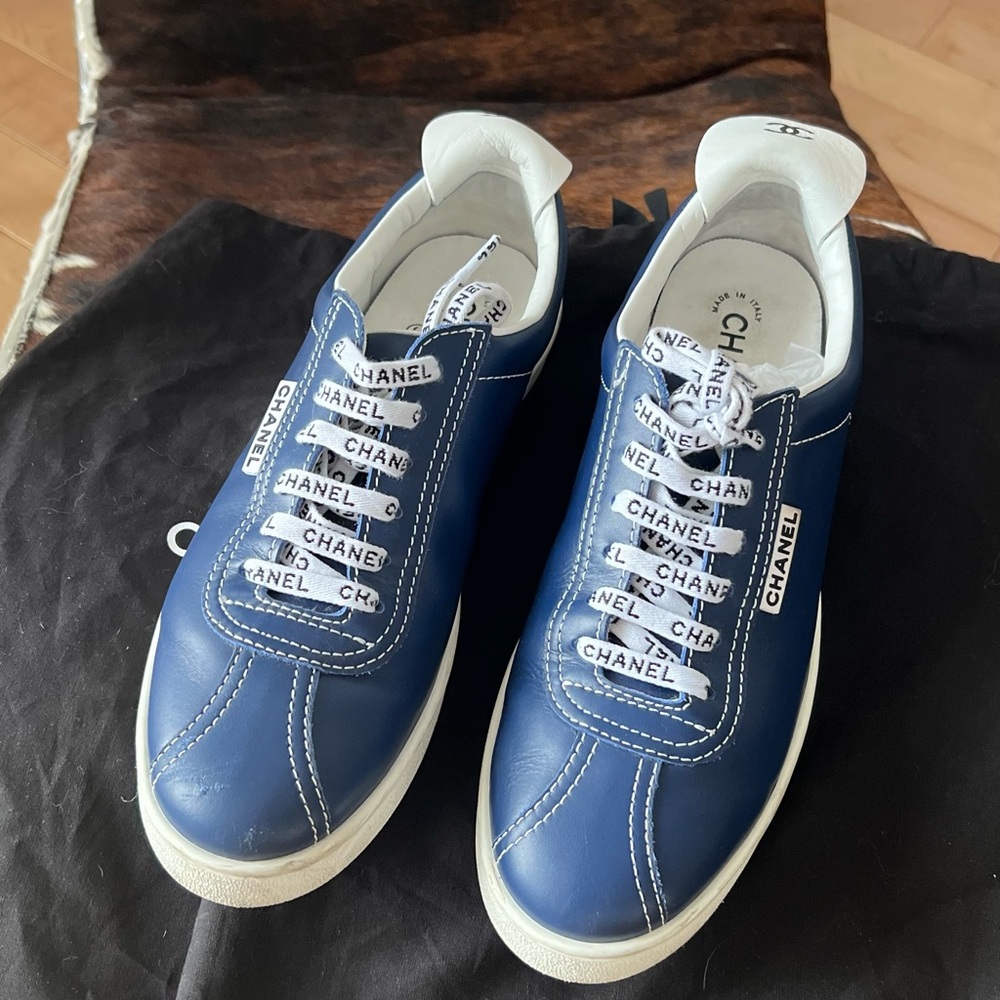 Chanel blue weekender sneakers